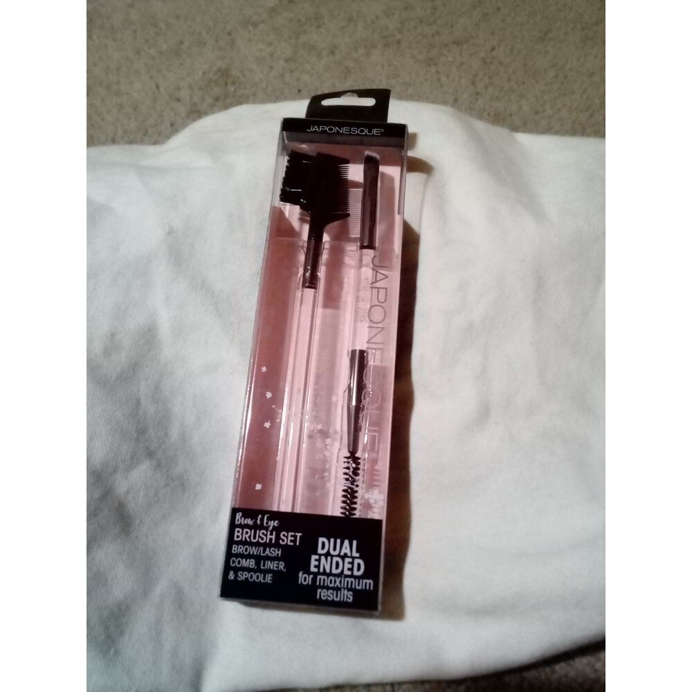 NIB JAPONESQUE Brow & Eye Brush Set, Brow/Lash Comb, Liner &Spoolie